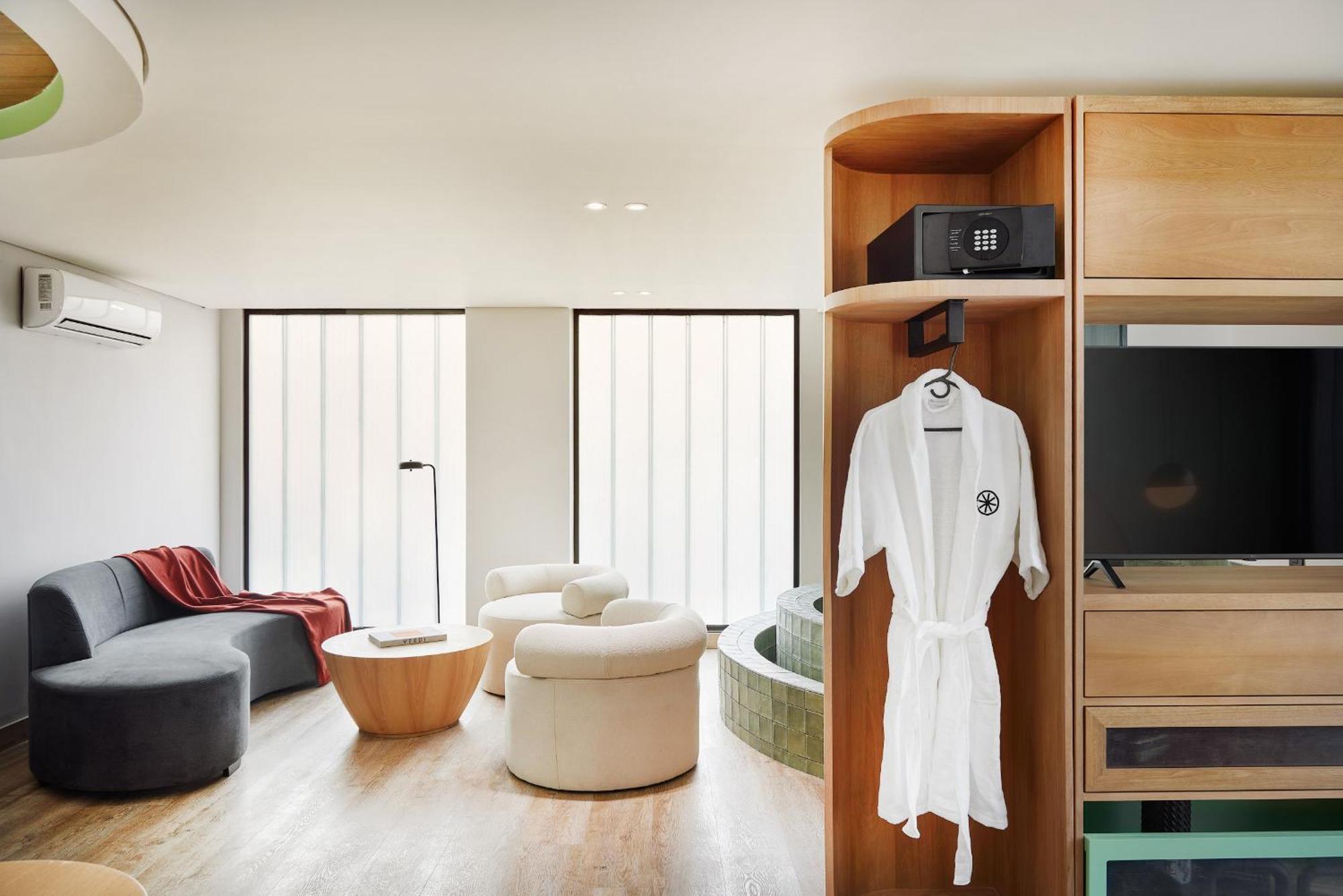 Wellcomm Spa & Hotel メデジン エクステリア 写真